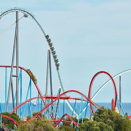 PortAventura Hotel Lucy's Mansion: Unlimited Park Access & Express Passes-3