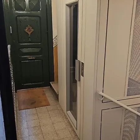 Barcelona Rooms 294-3