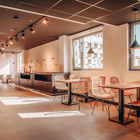 Vertice Roomspace-3