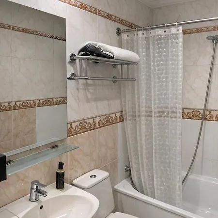 Cuatro Caminos Rooms-2