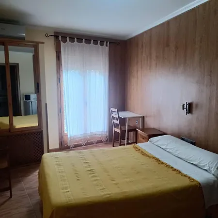 Hostal Los Palancares-3