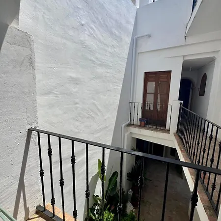 Oliva Courtyard Guesthouse-2