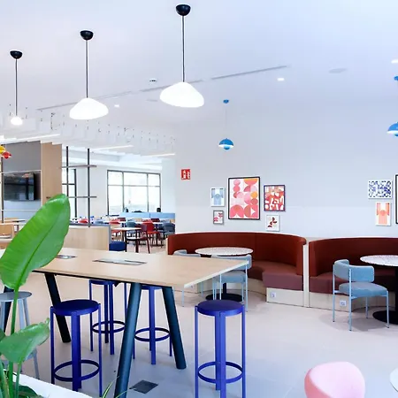 Holiday Inn Express & Suites Barcelona - Sabadell By Ihg-3