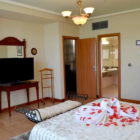 Hotel Lasa Sport-2