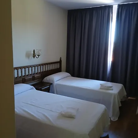 Hotel Millan-2