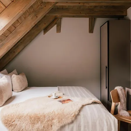 Mim Baqueira Member Of Melia Collection-2