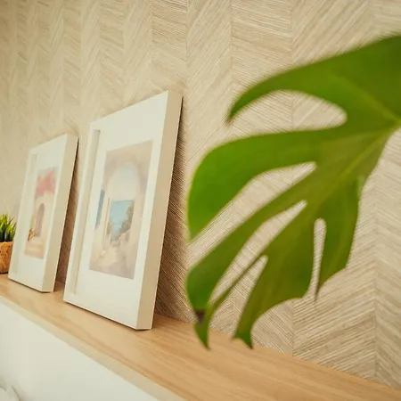 Beneste Nerja Hostal-3