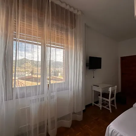 Portal De La Rioja-3
