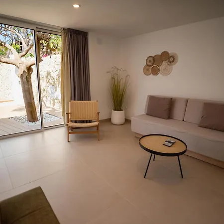 Hl Miraflor Suites Hotel-3