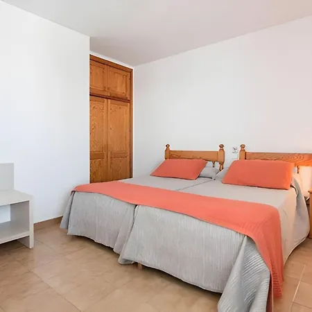 Apartamentos Es Canyer-3