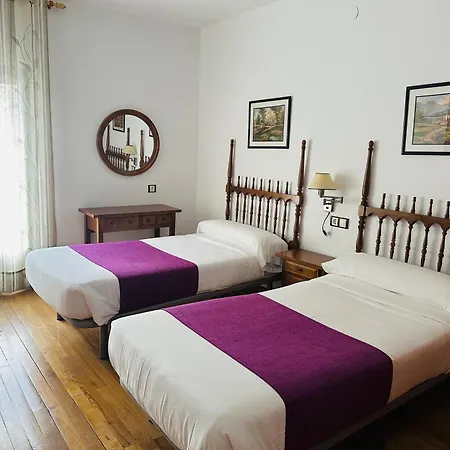 Hostal Pirineos Meliz-2