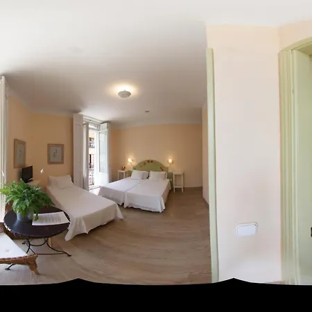 Hostal Fornos-3
