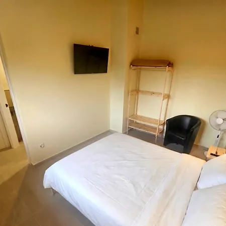 Hostal JP y Estudios-3
