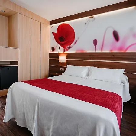 KAKTUS Hotel Volga - Adults Recommended-3