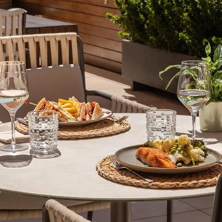 Melia Madrid Serrano-3