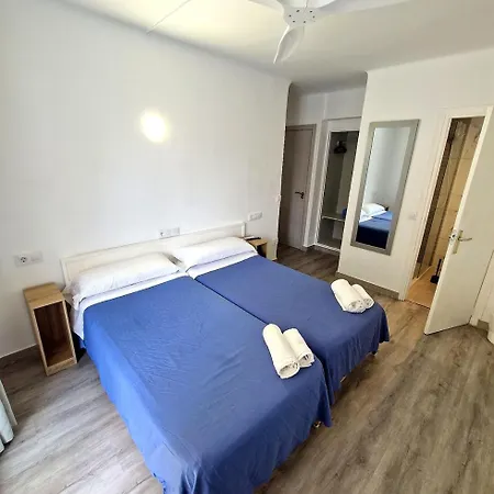 Hostal Sol De Mallorca-3