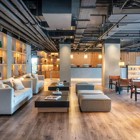Innside By Melia Madrid Valdebebas-3