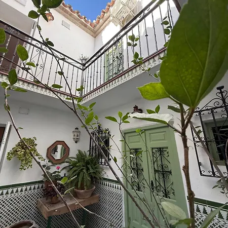 Encanto Guesthouse-2