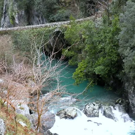 Hotel Garganta Del Cares-2