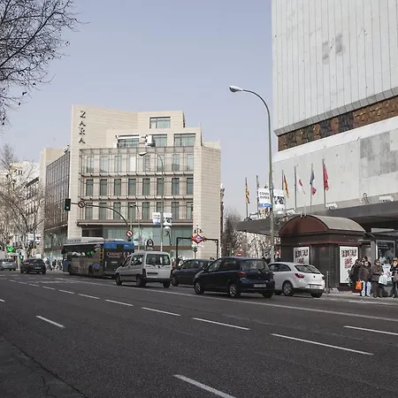 Hostal Overnight Madrid-3
