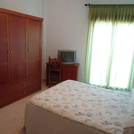 Hostal Los Claveles-3