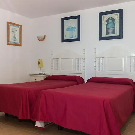 Apartamentos Mediterraneo Front-2
