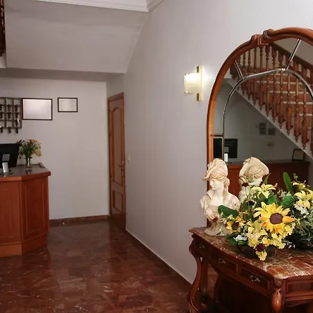 Hostal Santa Barbara-2