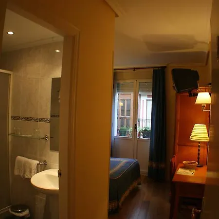 Pension Bilbao-2