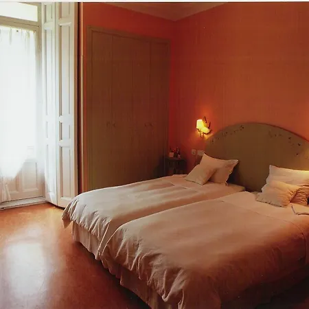Hostal Fornos-2