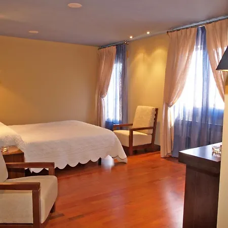 Hostal Fuentefria-2
