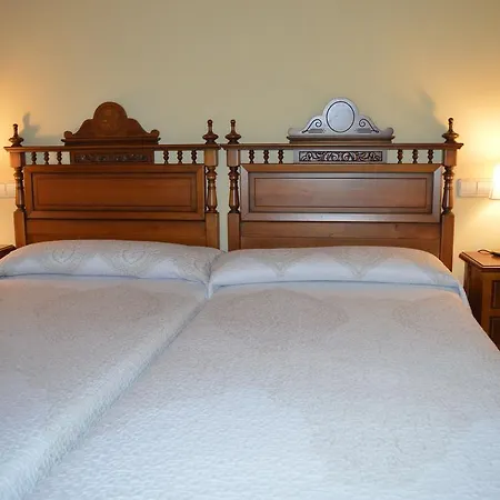 Hostal Revinuesa-2