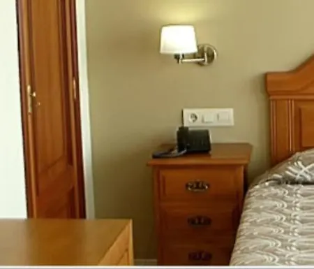 Hotel Bruselas-3