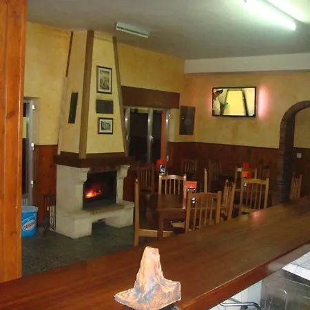 Hostal Poncebos-2