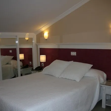 Hotel Plaza Cavana-3