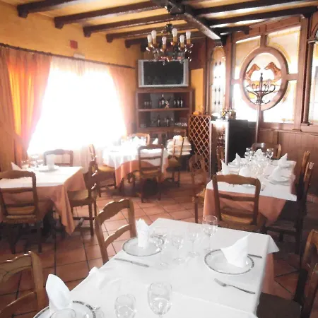Hostal Los Galgos-3