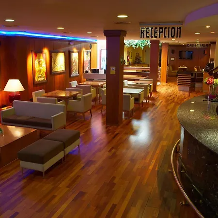 Hotel Borgia-2