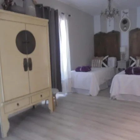 Tak Boutique Old Town Marbella-3