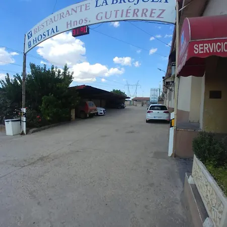 Hostal Hermanos Gutierrez-2