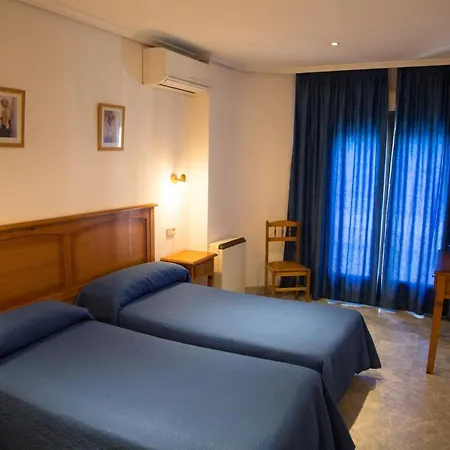 Hostal Acuario-2