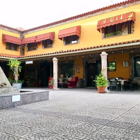 Isis de Cuenca Alojamiento Superior especial para Moteros-2