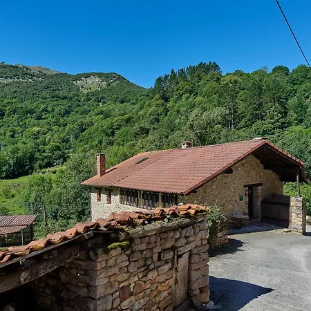 Casas Rurales La Tahona De Besnes-2
