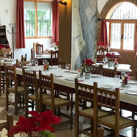 Hostal Restaurante El Cruce-2