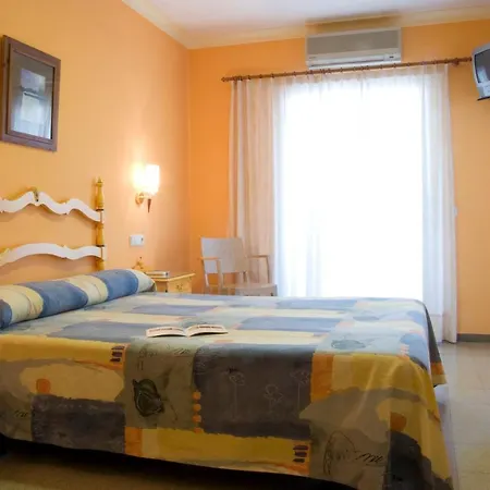 Hotel Es Furió-3