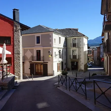 Fonda Biayna-3