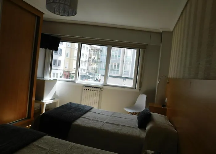 Hostal Crisol X Liste Station A Coruña