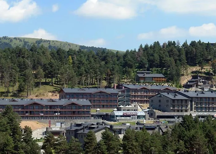 Guitart La Molina Aparthotel & Spa