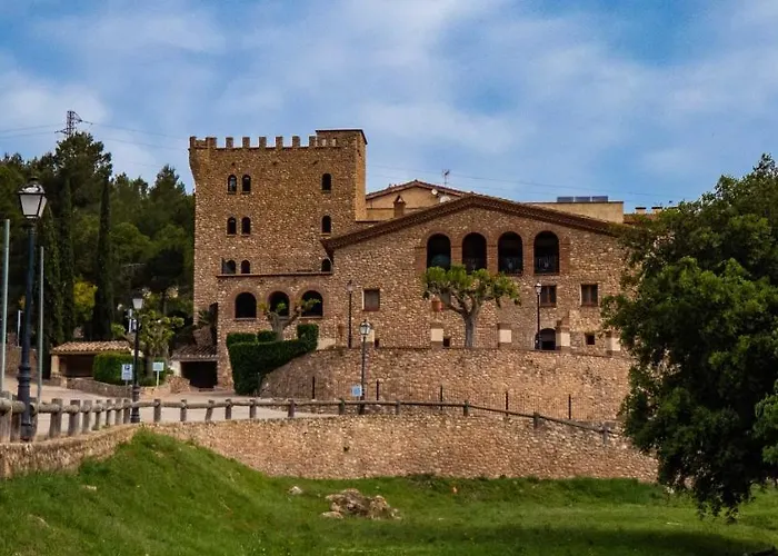 La Figuerola Hotel & Restaurant