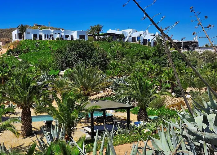 Hotel La Almendra y El Gitano Agua Amarga 