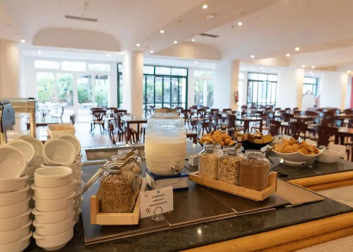 Hl Club Playa Blanca Hotel