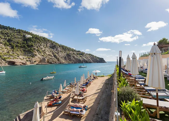 Palladium Hotel Cala Llonga - Adults Only